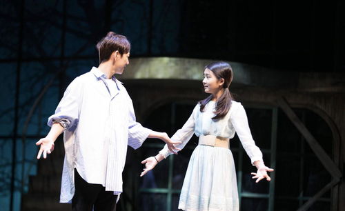 黄磊女儿黄多多出演人鱼，星二代闪耀荧屏的璀璨瞬间